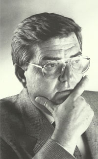 Ricardo J. Vicent. Fundador de Vicent García Editores en 1974